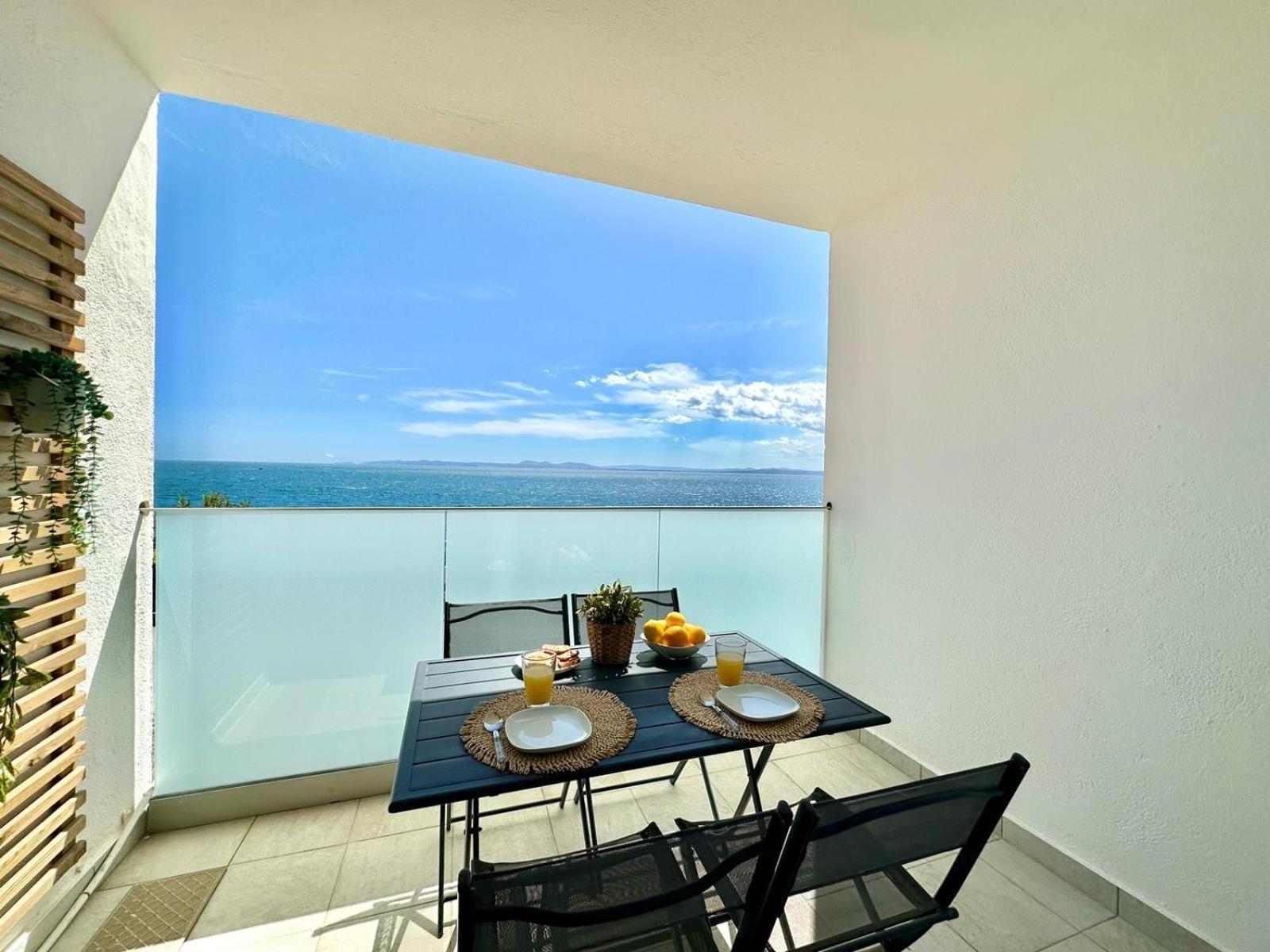 Meda Chica Apartment โรเซส ภายนอก รูปภาพ